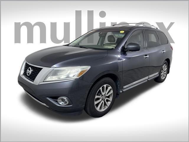 used 2014 Nissan Pathfinder car, priced at $9,250