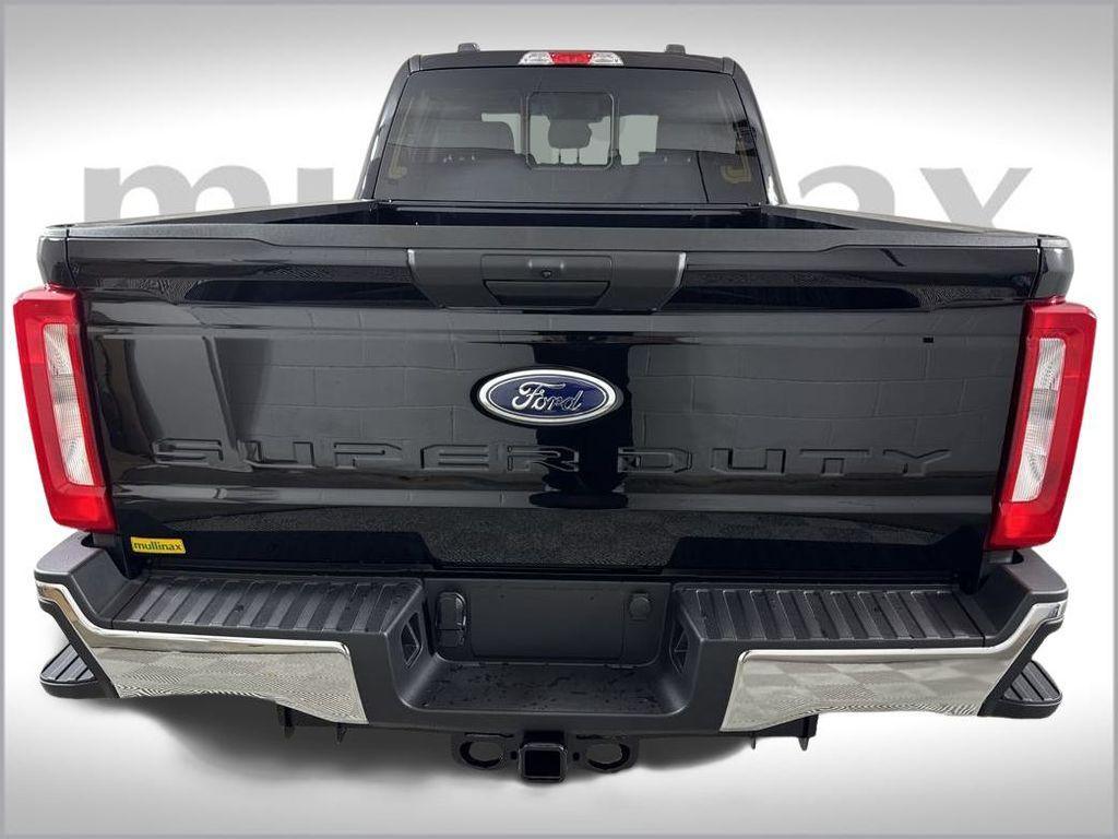 new 2025 Ford F-250 car, priced at $59,200