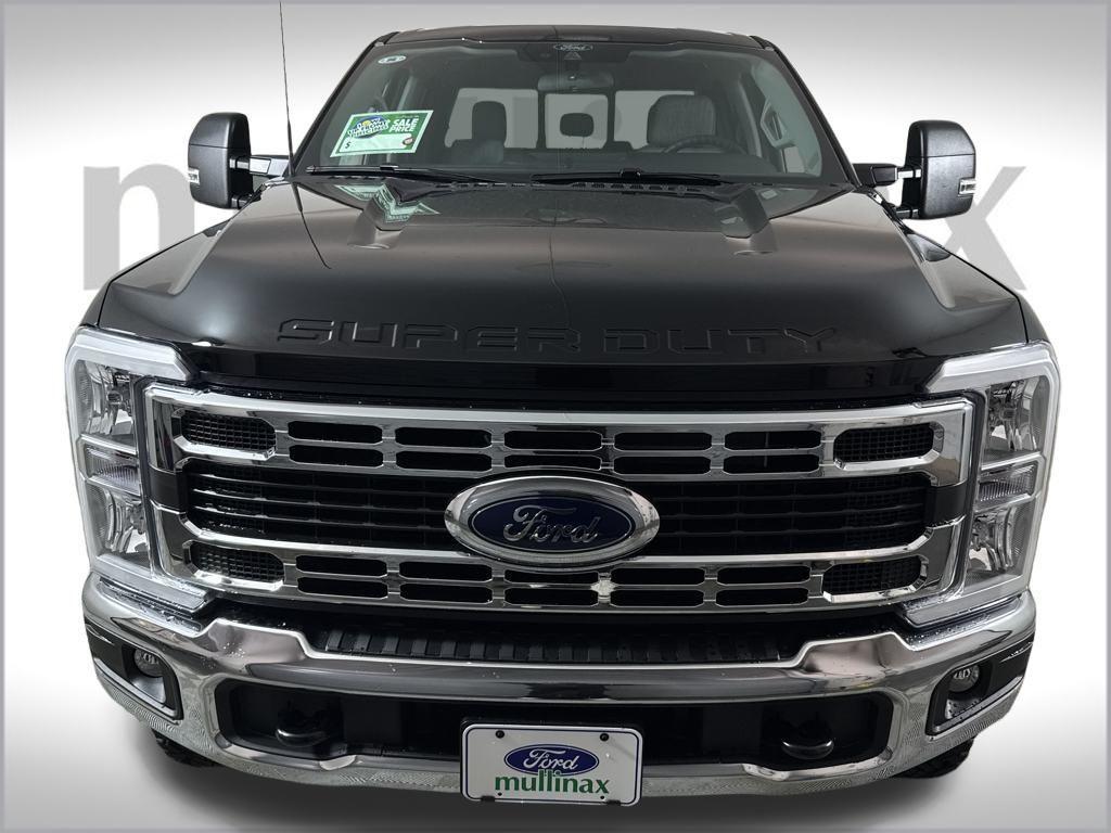 new 2025 Ford F-250 car, priced at $59,200