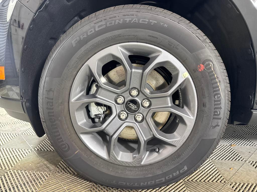 new 2025 Ford Maverick car, priced at $32,271