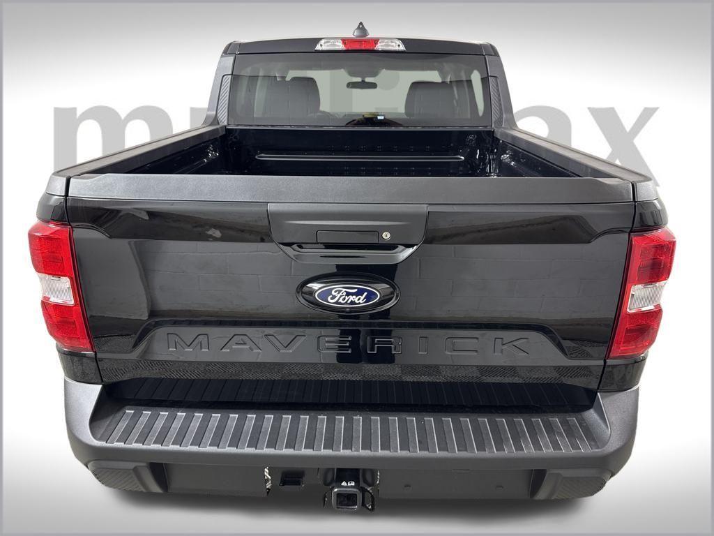 new 2025 Ford Maverick car, priced at $32,271