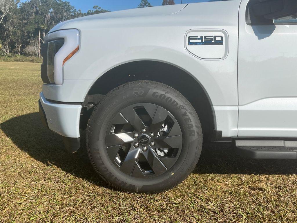 new 2025 Ford F-150 Lightning car, priced at $59,685