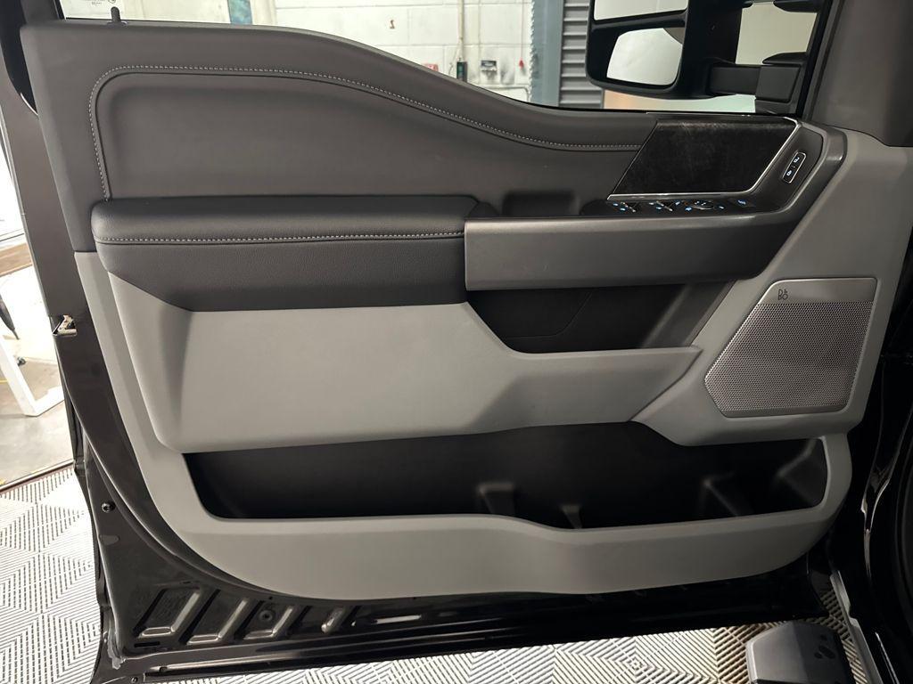 used 2023 Ford F-250 car, priced at $61,900