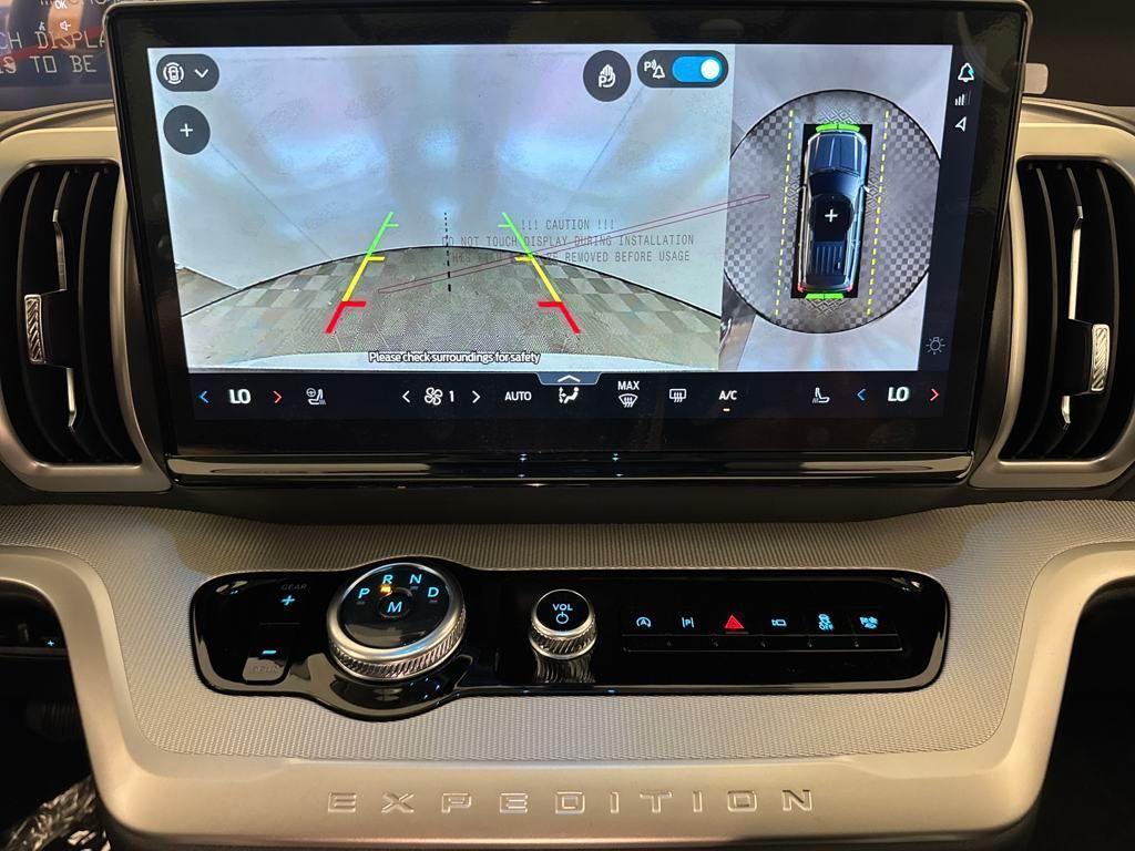 new 2025 Ford Expedition car, priced at $67,129