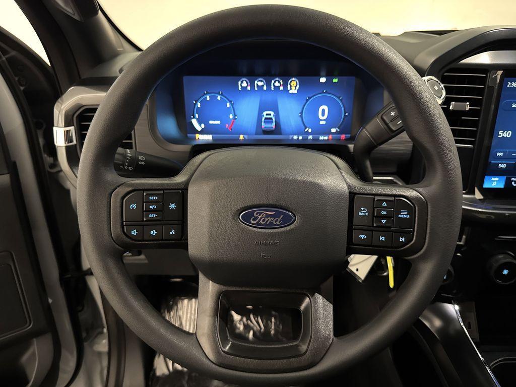 new 2025 Ford F-150 car, priced at $42,086