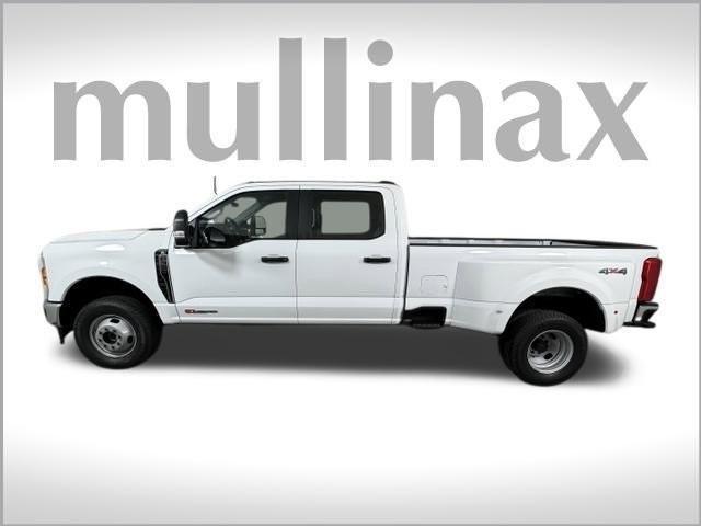 new 2025 Ford F-350 car, priced at $67,590
