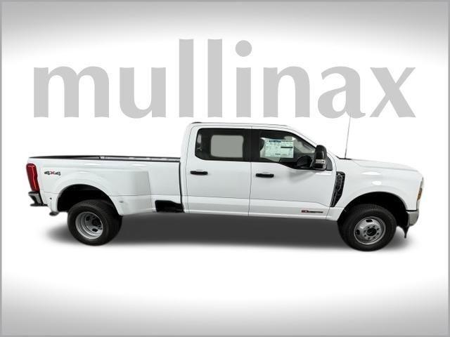 new 2025 Ford F-350 car, priced at $66,590
