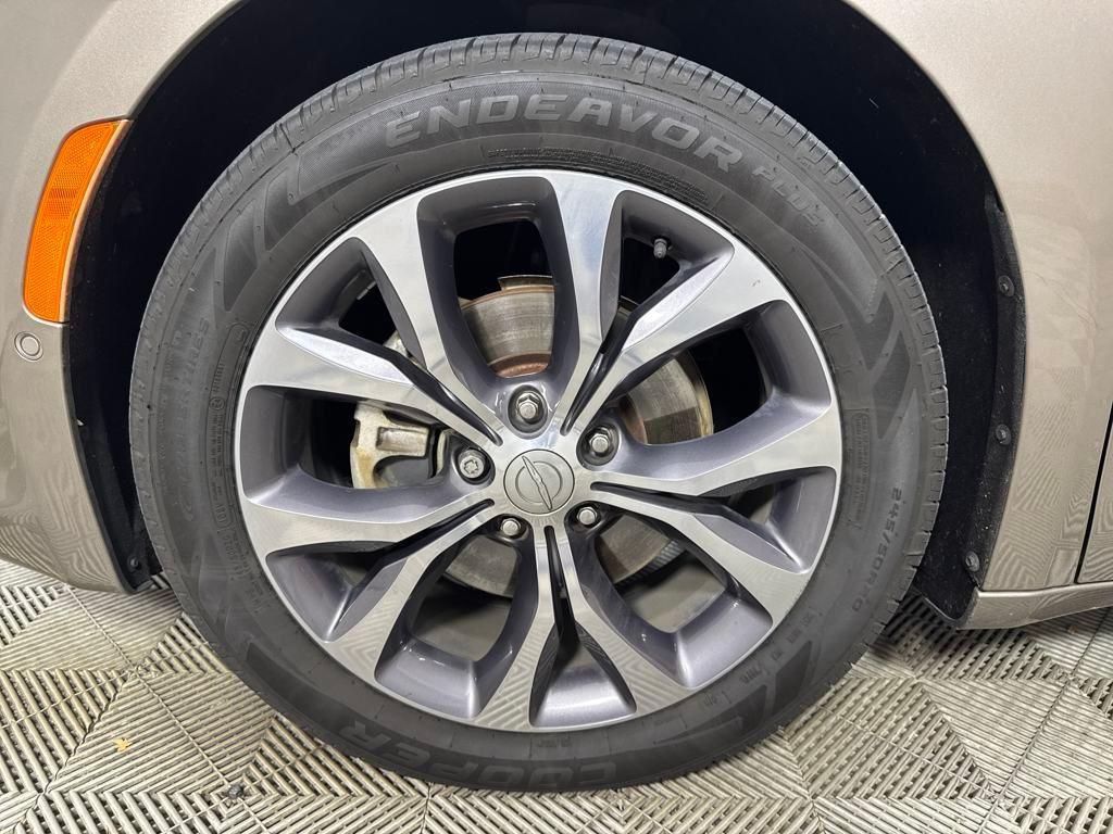 used 2017 Chrysler Pacifica car, priced at $9,500