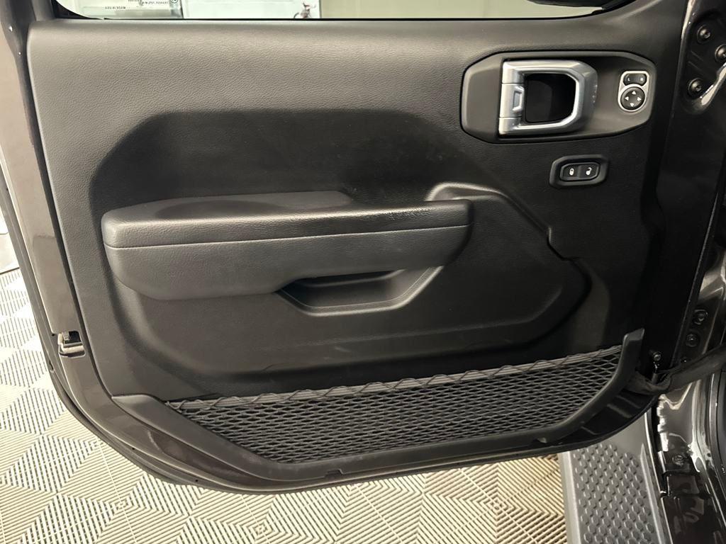 used 2024 Jeep Wrangler car, priced at $35,900