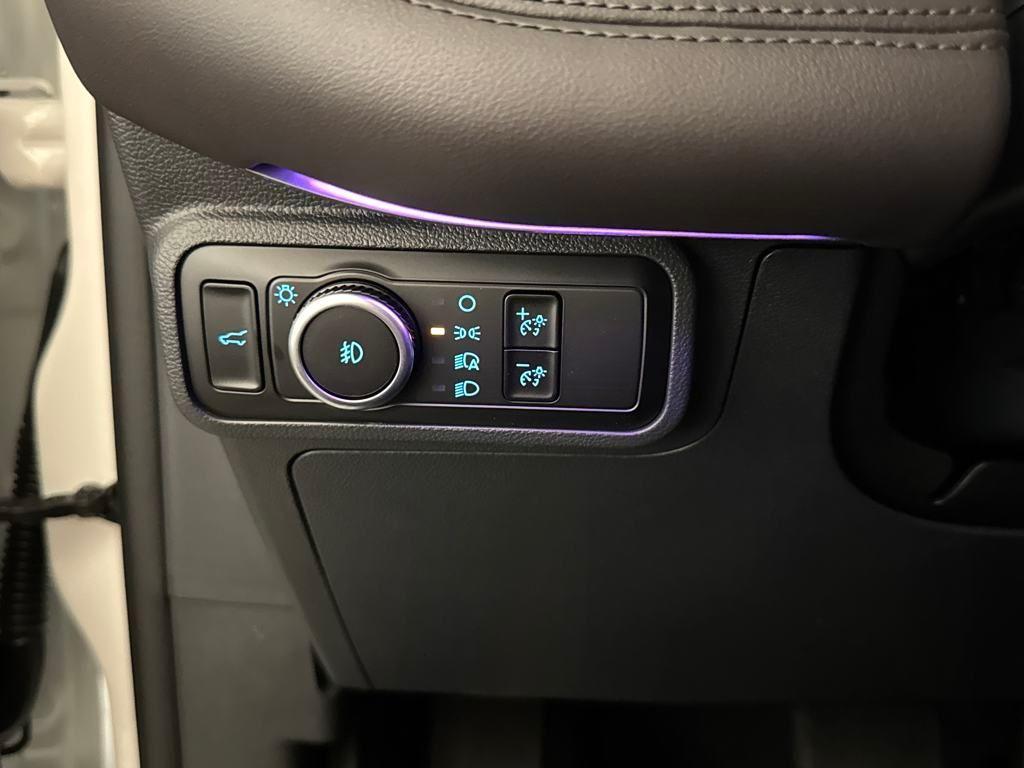 new 2025 Ford Explorer car, priced at $55,797