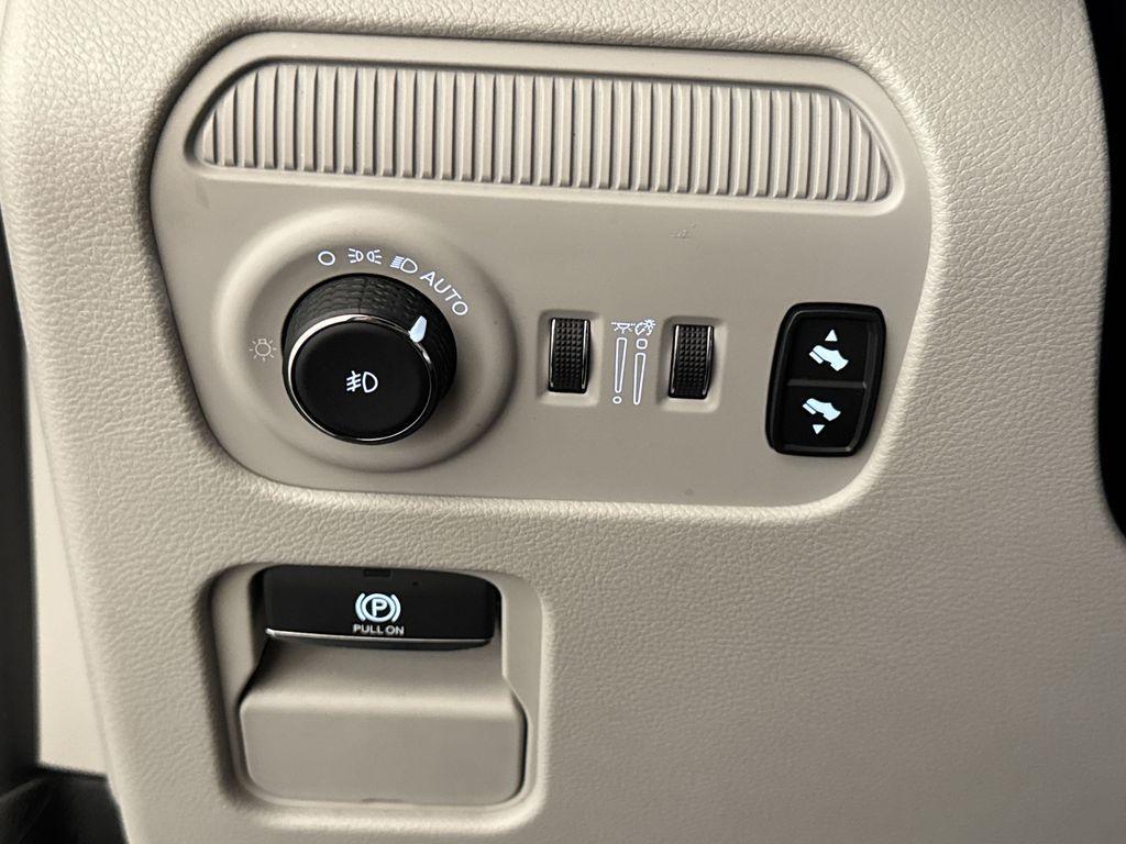 used 2022 Jeep Wagoneer car, priced at $36,750