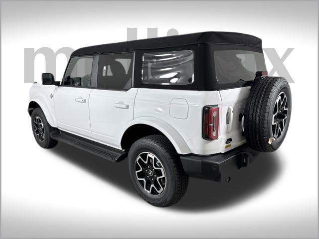 new 2025 Ford Bronco car, priced at $45,003