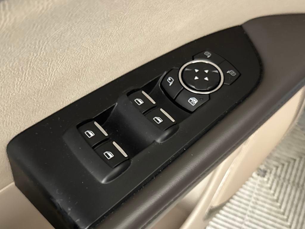 used 2016 Lincoln MKX car, priced at $13,500
