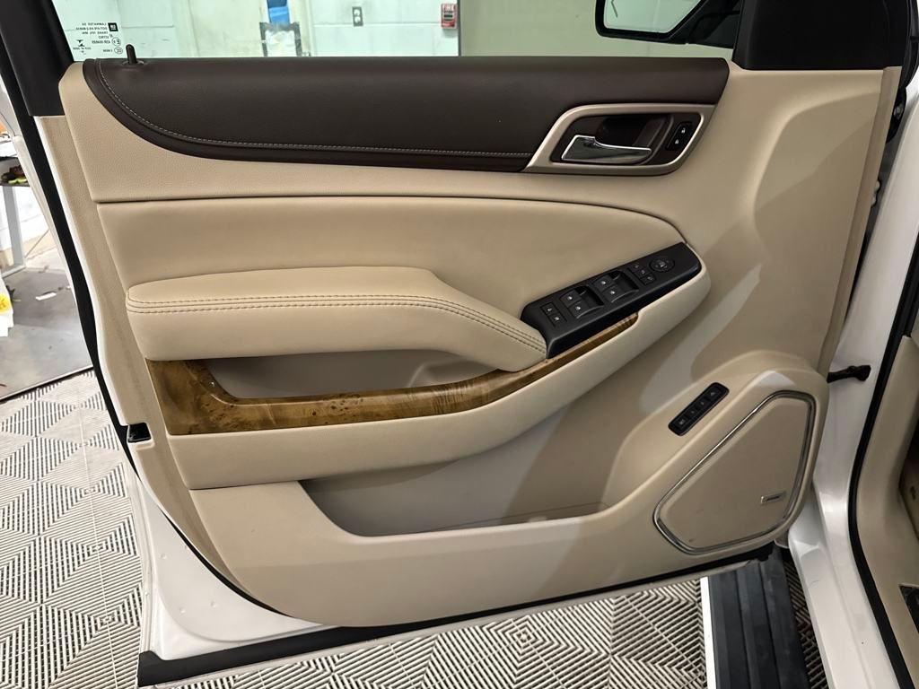 used 2017 GMC Yukon car, priced at $26,900