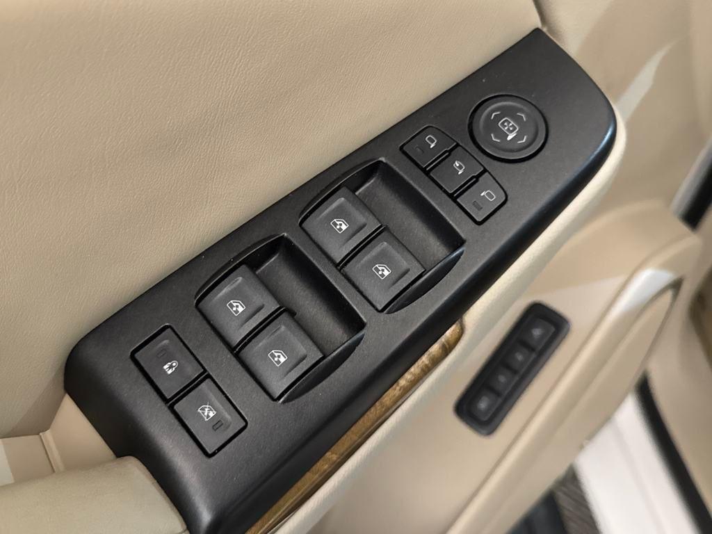 used 2017 GMC Yukon car, priced at $26,900