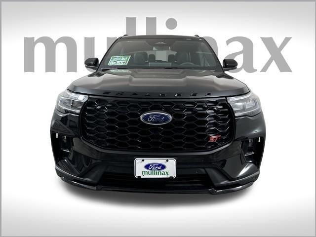 new 2025 Ford Explorer car, priced at $57,665