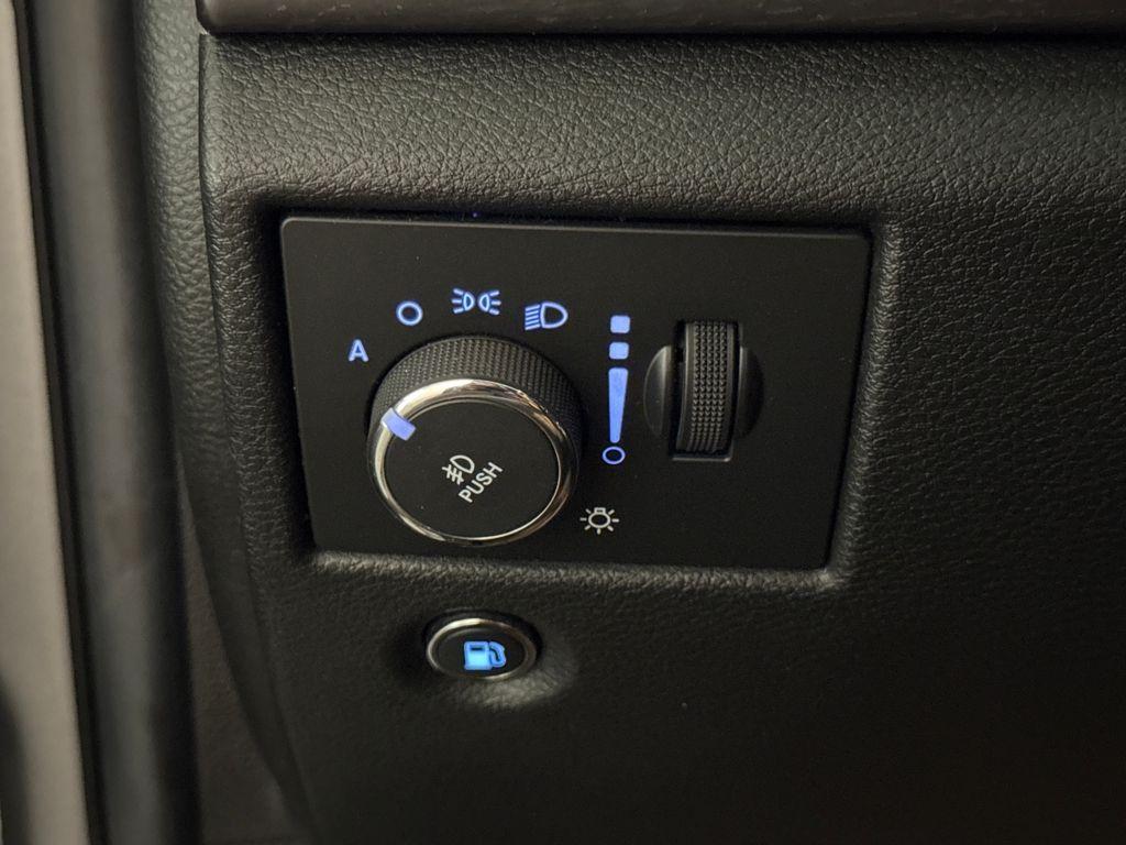 used 2014 Jeep Grand Cherokee car, priced at $9,500