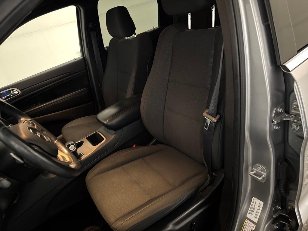 used 2014 Jeep Grand Cherokee car, priced at $9,500