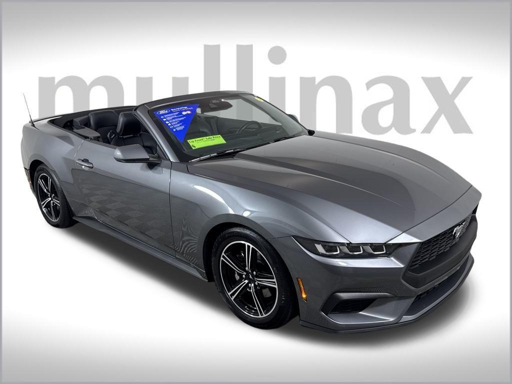 used 2025 Ford Mustang car, priced at $38,900