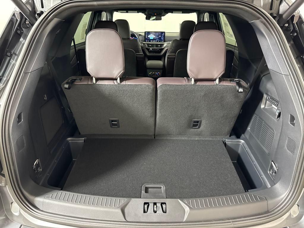 new 2025 Ford Explorer car, priced at $55,050