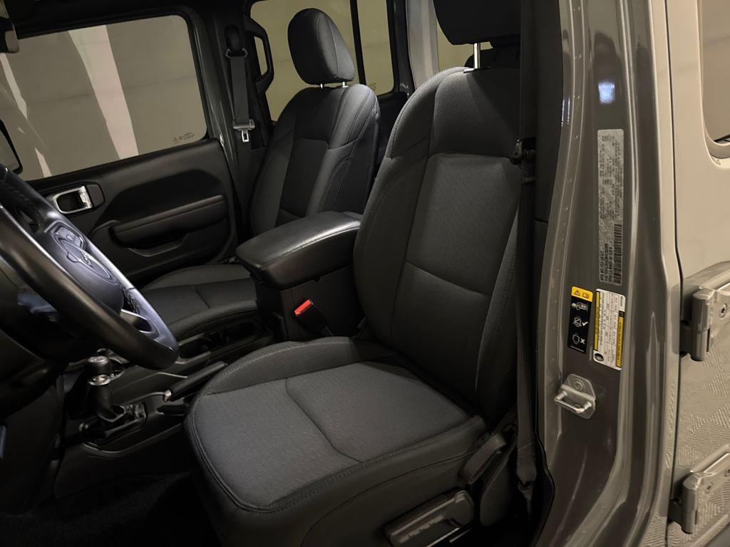 used 2022 Jeep Wrangler Unlimited car, priced at $37,900