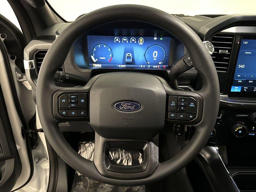 new 2025 Ford F-150 car, priced at $41,827