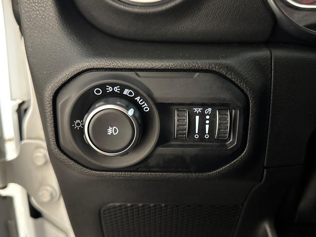 used 2019 Jeep Wrangler Unlimited car, priced at $22,900