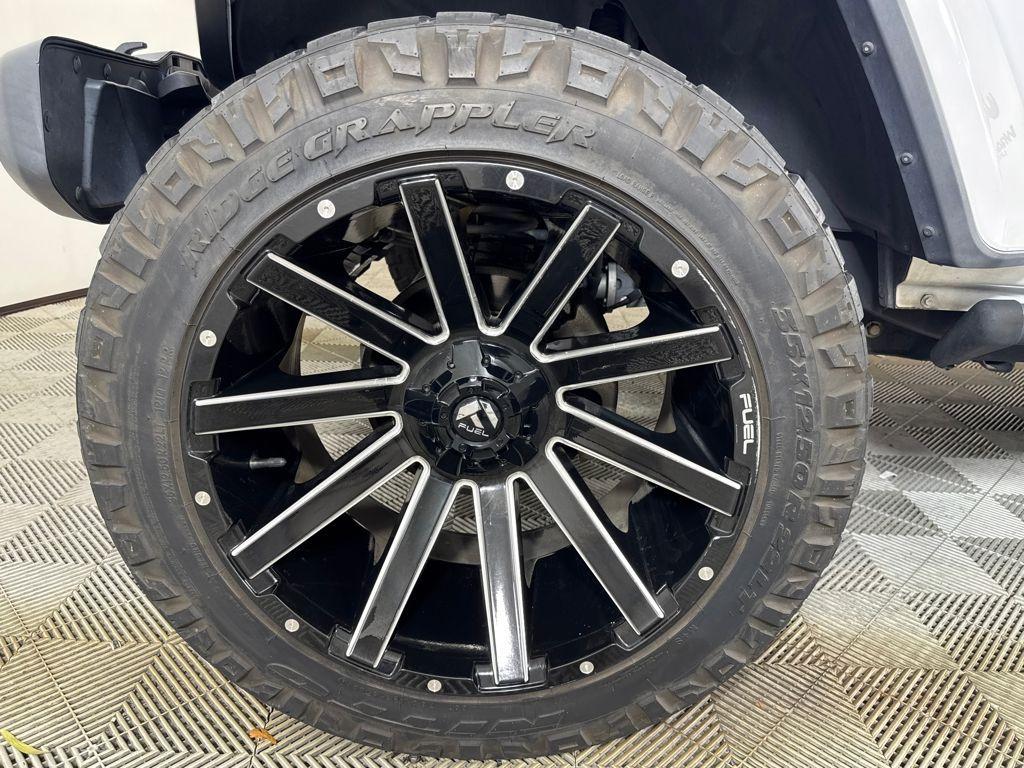 used 2019 Jeep Wrangler Unlimited car, priced at $22,900