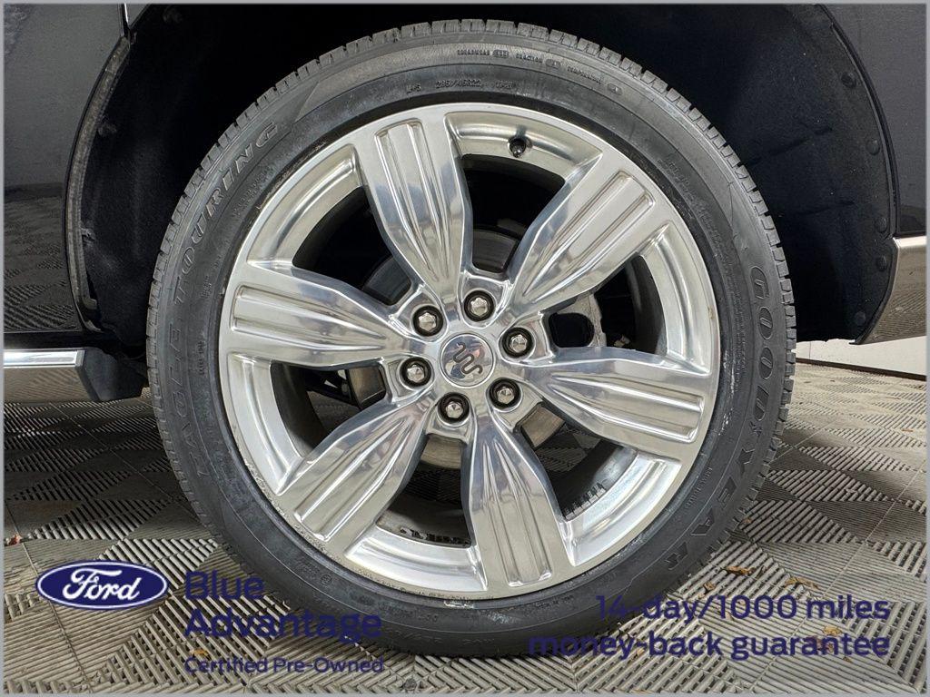 used 2022 Ford Expedition Max car, priced at $58,901