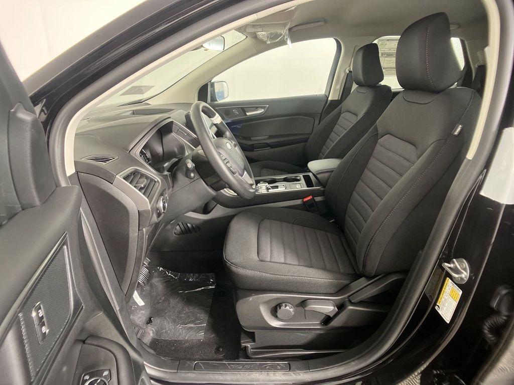 new 2024 Ford Edge car, priced at $37,132