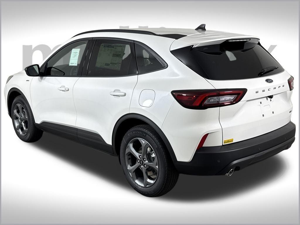 new 2025 Ford Escape car, priced at $31,569