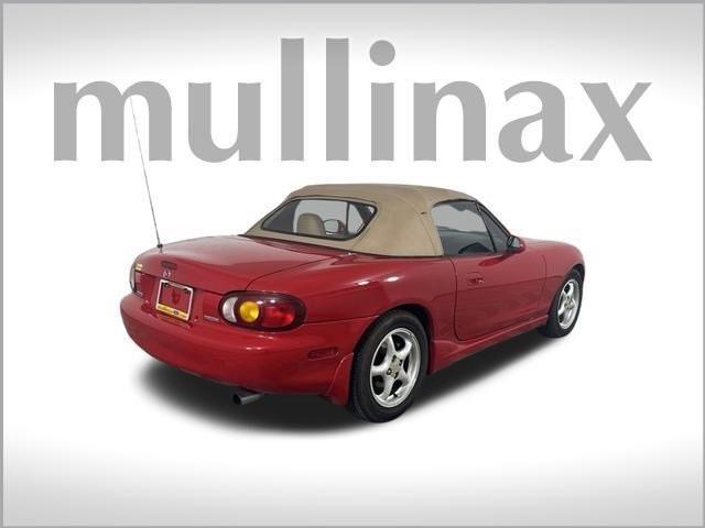 used 2000 Mazda MX-5 Miata car, priced at $9,750