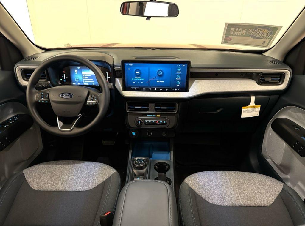 new 2025 Ford Maverick car, priced at $30,731