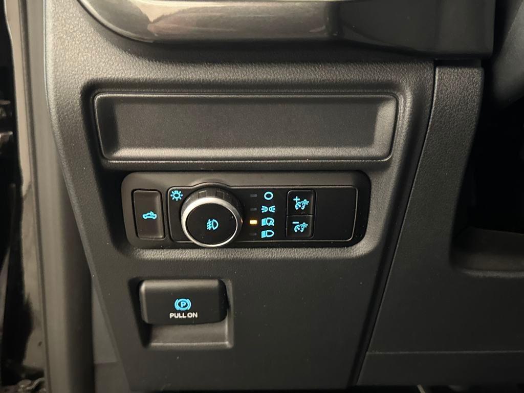 used 2023 Ford F-150 car, priced at $31,900
