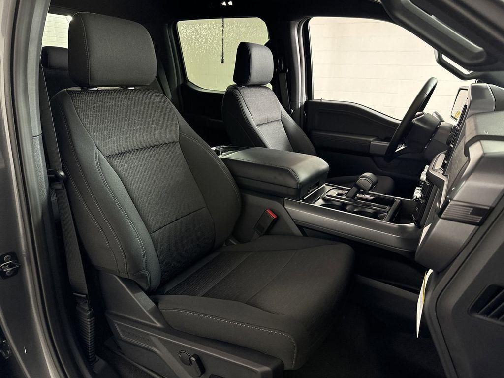 new 2025 Ford F-150 car, priced at $48,018
