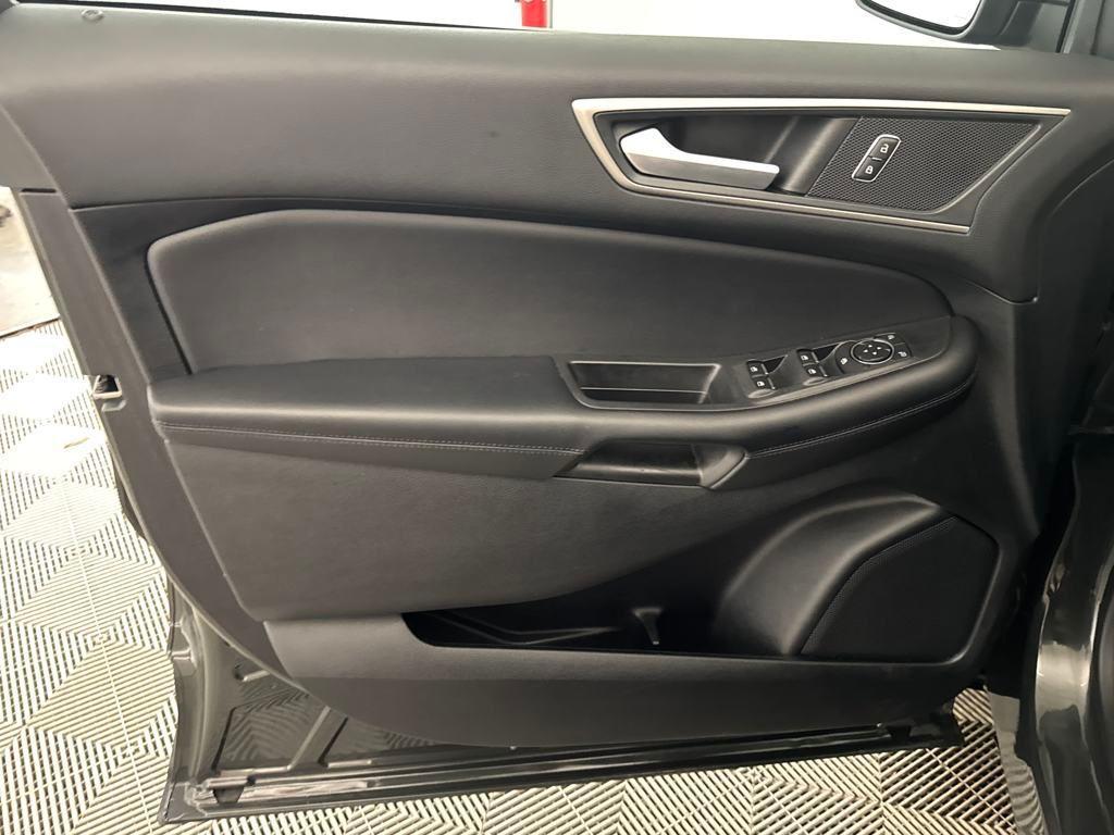used 2022 Ford Edge car, priced at $22,500