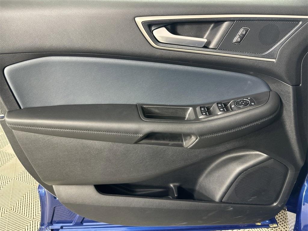 new 2024 Ford Edge car, priced at $36,125