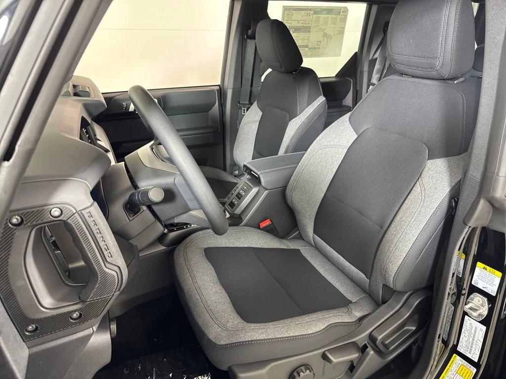 new 2025 Ford Bronco car, priced at $41,258