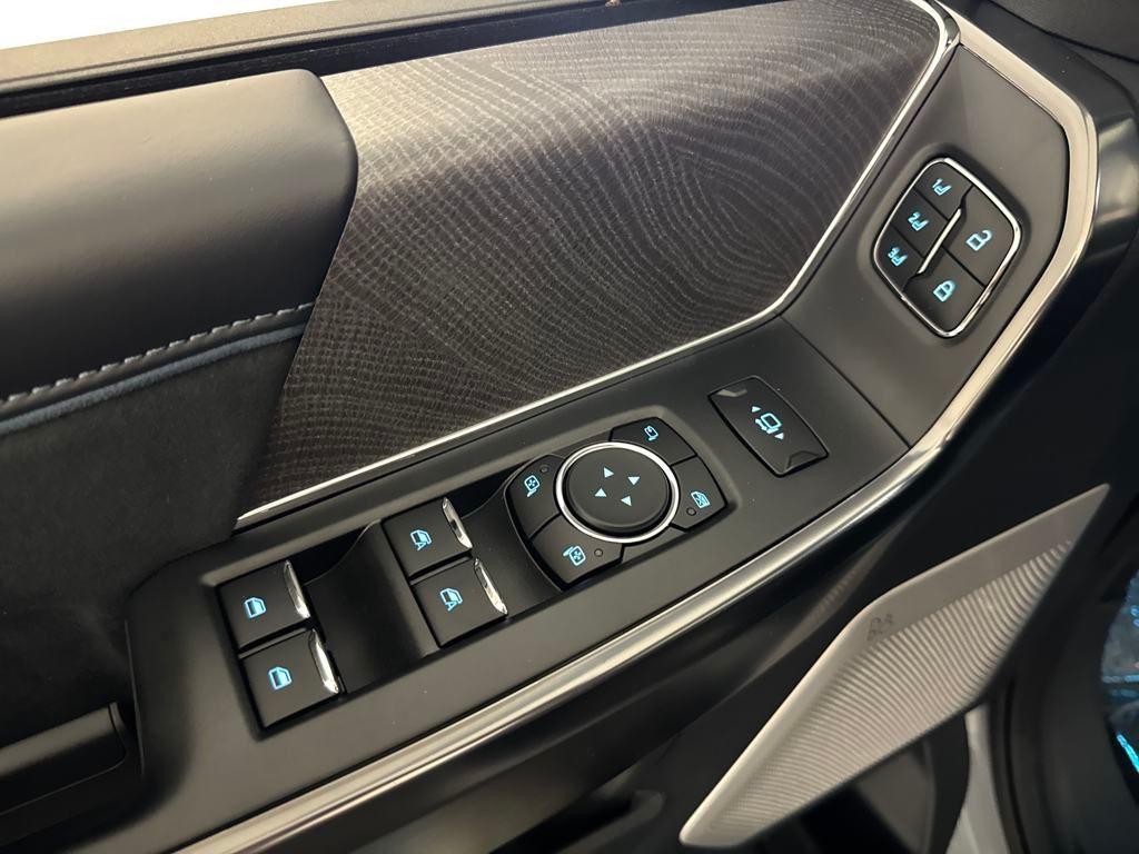 new 2025 Ford F-250 car, priced at $95,030