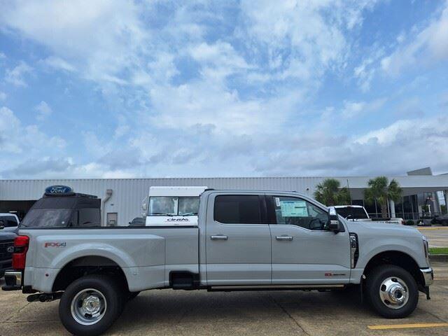 new 2025 Ford F-350 car, priced at $93,875