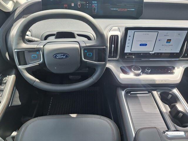 new 2025 Ford Expedition car, priced at $69,705