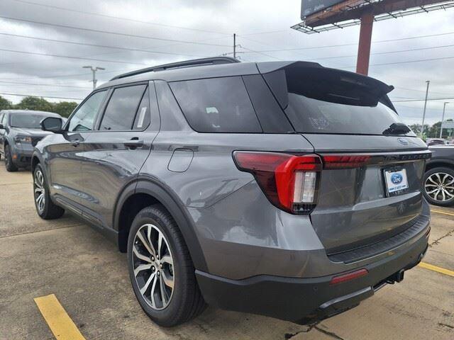 new 2025 Ford Explorer car, priced at $46,790