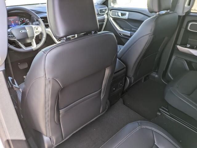 new 2024 Ford Explorer car, priced at $40,570