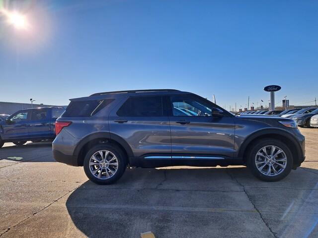 new 2024 Ford Explorer car, priced at $44,920