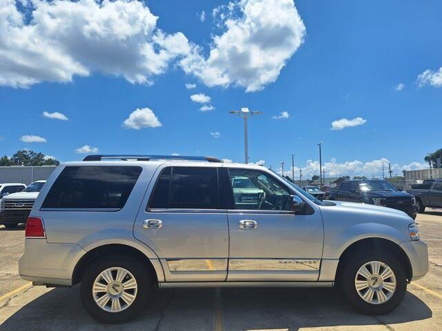 used 2014 Lincoln Navigator car, priced at $7,895