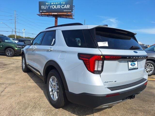 new 2025 Ford Explorer car, priced at $41,790