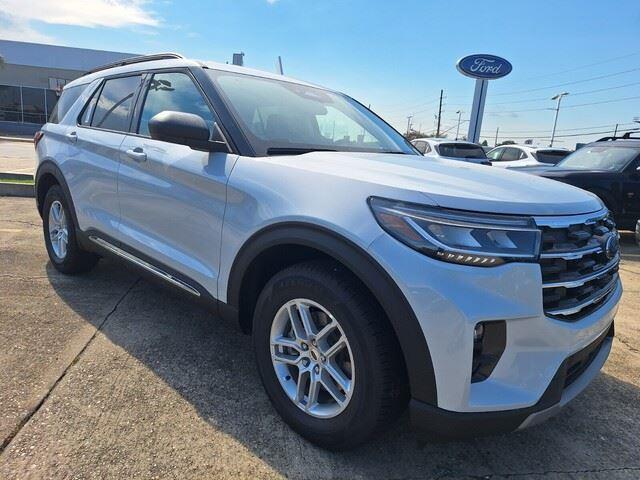 new 2025 Ford Explorer car, priced at $41,790