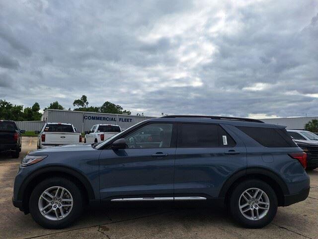 new 2025 Ford Explorer car, priced at $41,007
