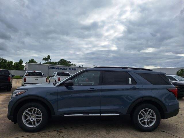 new 2025 Ford Explorer car, priced at $45,805