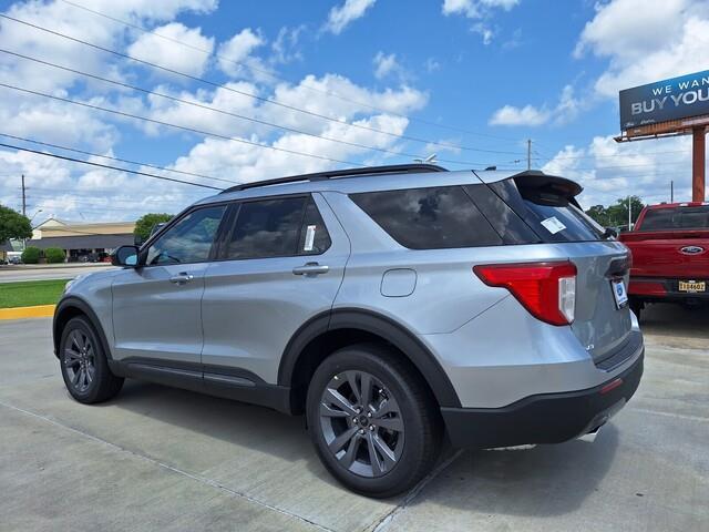 new 2024 Ford Explorer car, priced at $47,980